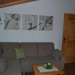 Haus Schreieck Klaudia Appartamento *